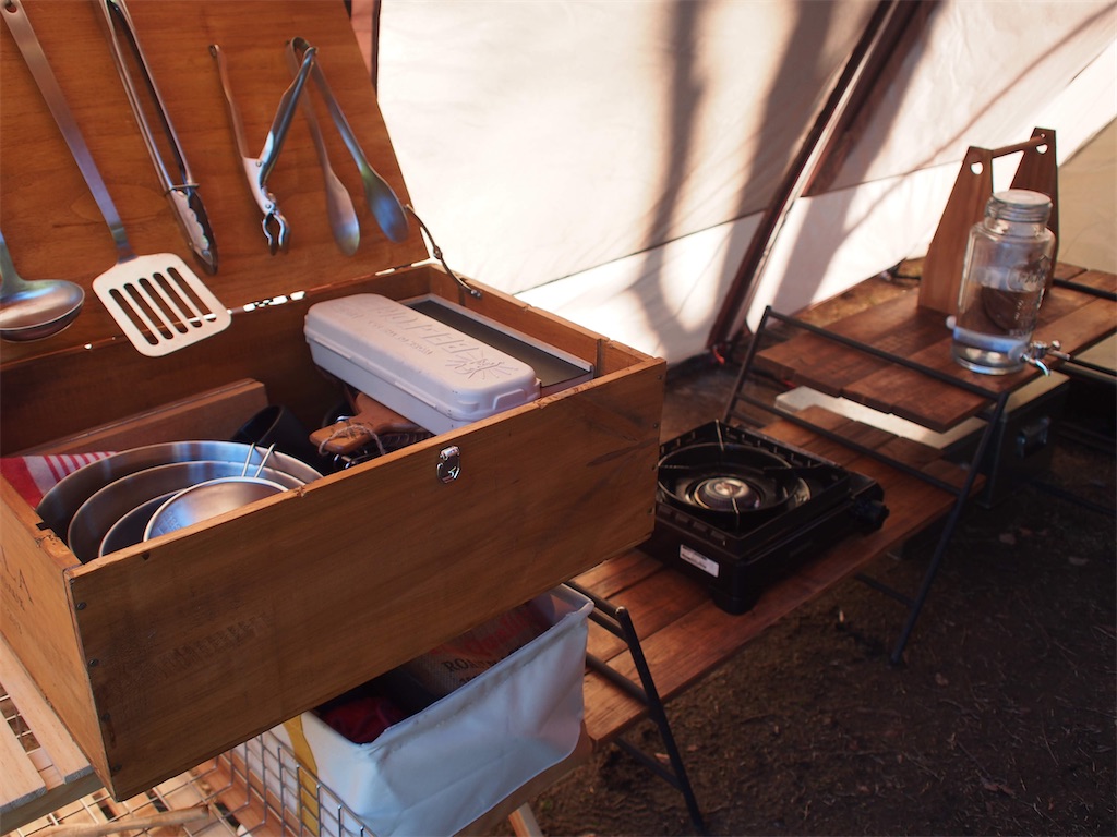 DOD テキーラレッグとワンバイ材を使った簡単、オシャレな自作テーブル - Misoji × Camp